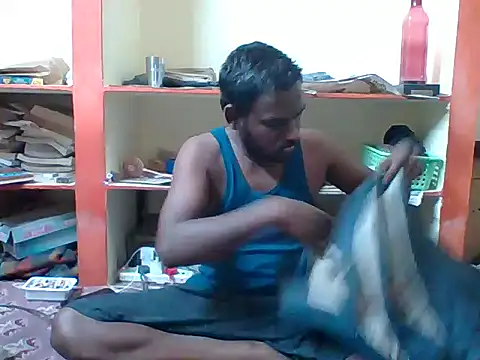 Snapshot of Slavebottombdsm09 chatting on 03-17-25, 08:09 Slavebottombdsm09 online show from 03-17-25, 08:09