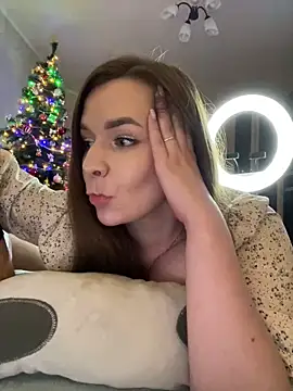 Snapshot of HellMoor chatting on 12-28-24, 05:35 HellMoor online show from 12-28-24, 05:35