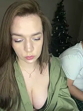 Snapshot of HellMoor chatting on 01-17-25, 05:00 HellMoor online show from 01-17-25, 05:00