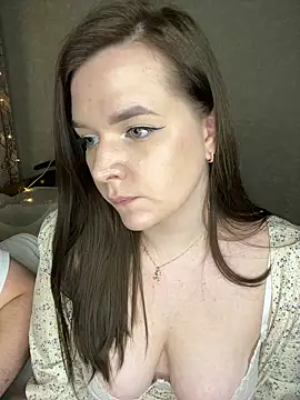 Snapshot of HellMoor chatting on 02-26-25, 01:53 HellMoor online show from 02-26-25, 01:53