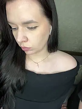 Snapshot of HellMoor chatting on 09-22-25, 06:15 HellMoor online show from 09-22-25, 06:15