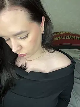 Snapshot of HellMoor chatting on 09-25-25, 03:32 HellMoor online show from 09-25-25, 03:32