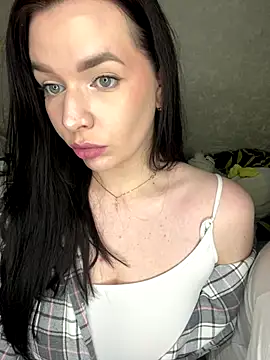 Snapshot of HellMoor chatting on 09-27-25, 01:05 HellMoor online show from 09-27-25, 01:05