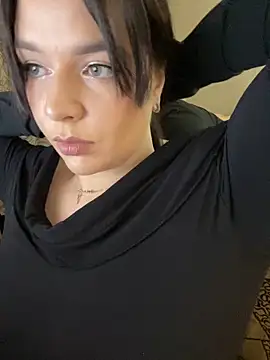 Snapshot of HellMoor chatting on 10-16-25, 08:10 HellMoor online show from 10-16-25, 08:10