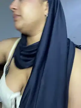 Maryam yamal online show from 01-26-25, 01:31