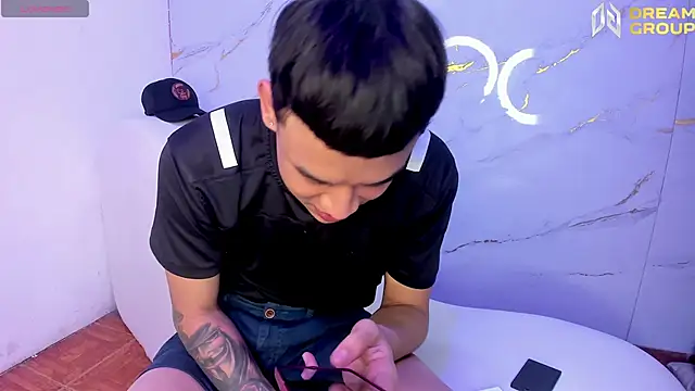 Snapshot of SecretsParty chatting on 11-08-25, 07:56 SecretsParty online show from 11-08-25, 07:56