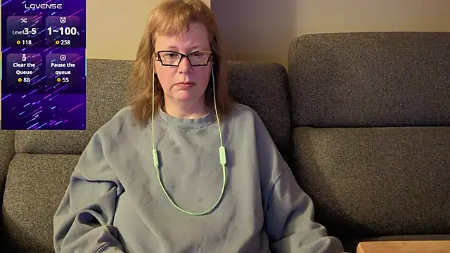 TittyLandQuebec online show from 04-14-26, 09:43