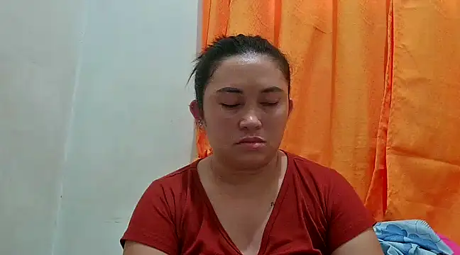 Snapshot of LalaiAsian chatting on 12-22-24, 01:45 LalaiAsian online show from 12-22-24, 01:45