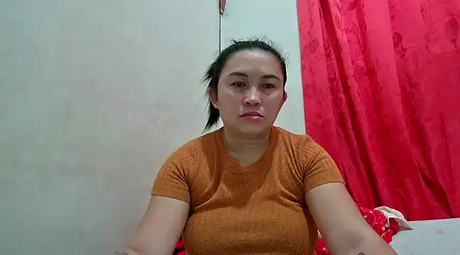 Snapshot of LalaiAsian chatting on 02-19-25, 02:01 LalaiAsian online show from 02-19-25, 02:01