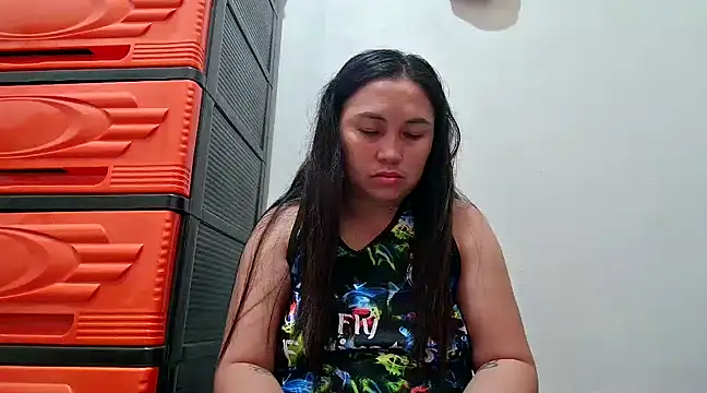 Snapshot of LalaiAsian chatting on 03-17-25, 06:32 LalaiAsian online show from 03-17-25, 06:32