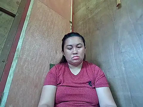 Snapshot of LalaiAsian chatting on 10-19-25, 01:06 LalaiAsian online show from 10-19-25, 01:06