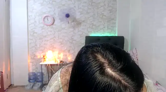 Hebefemme online show from 02-08-25, 03:00