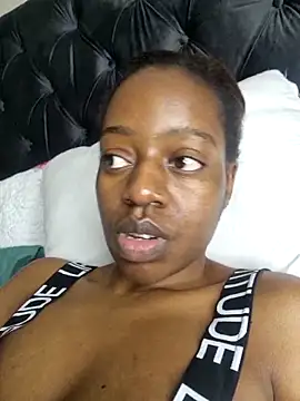 Snapshot of Sexynaughty_Gal chatting on 03-05-26, 08:49 Sexynaughty Gal online show from 03-05-26, 08:49