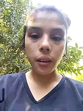 mariamac420 online show from 02-22-25, 07:47