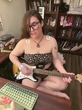 Snapshot of Adobe_Angel chatting on 12-14-25, 12:49 Adobe Angel online show from 12-14-25, 12:49