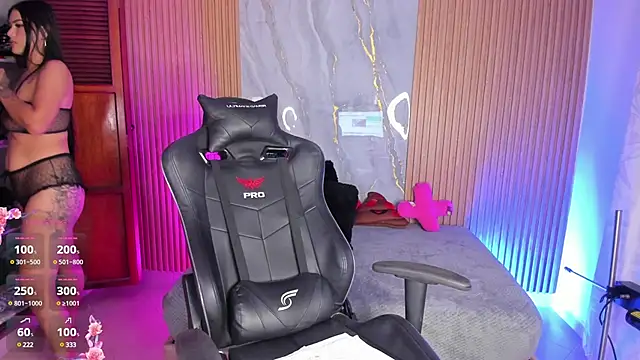 Snapshot of karol_green_ chatting on 02-26-25, 11:48 karol green  online show from 02-26-25, 11:48