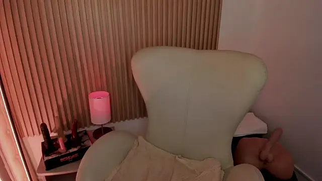 MarianL0ve online show from 03-12-25, 01:40