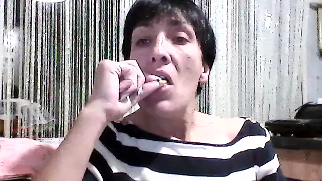 Snapshot of SunnyAmorre chatting on 05-23-26, 07:29 SunnyAmorre online show from 05-23-26, 07:29