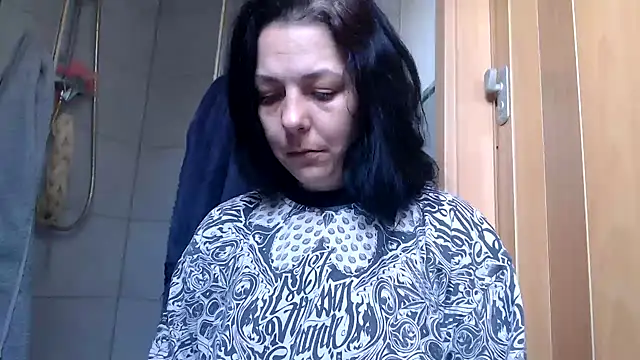 LaraLoviaAndFriends online show from 03-08-25, 12:41