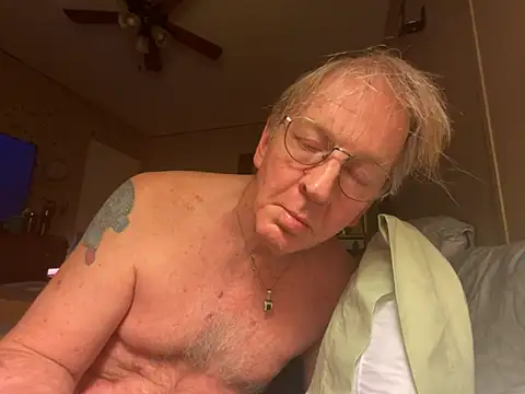 Snapshot of jck1m0t chatting on 02-01-25, 08:08 jck1m0t online show from 02-01-25, 08:08