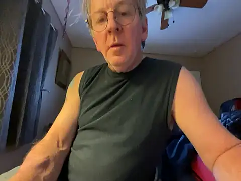 Snapshot of jck1m0t chatting on 02-05-25, 08:43 jck1m0t online show from 02-05-25, 08:43