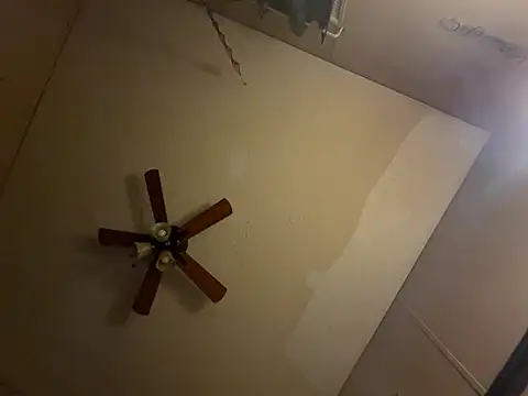 Snapshot of jck1m0t chatting on 02-13-25, 07:03 jck1m0t online show from 02-13-25, 07:03