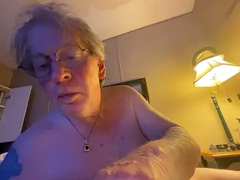 Snapshot of jck1m0t chatting on 03-04-25, 03:44 jck1m0t online show from 03-04-25, 03:44