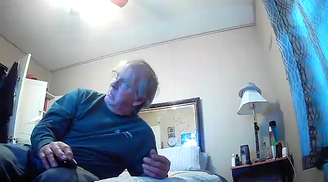 Snapshot of jck1m0t chatting on 03-13-25, 10:21 jck1m0t online show from 03-13-25, 10:21