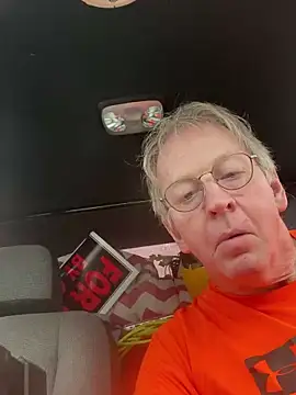 Snapshot of jck1m0t chatting on 03-16-25, 02:22 jck1m0t online show from 03-16-25, 02:22