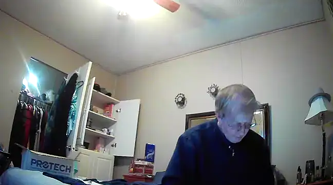 Snapshot of jck1m0t chatting on 03-18-25, 02:58 jck1m0t online show from 03-18-25, 02:58