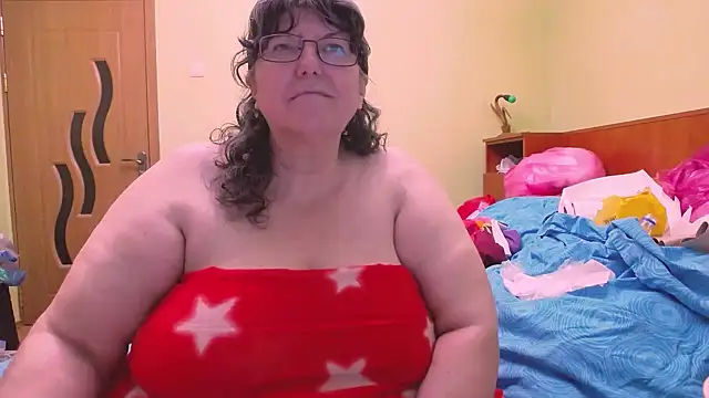 HugeTits online show from 12-03-25, 01:35