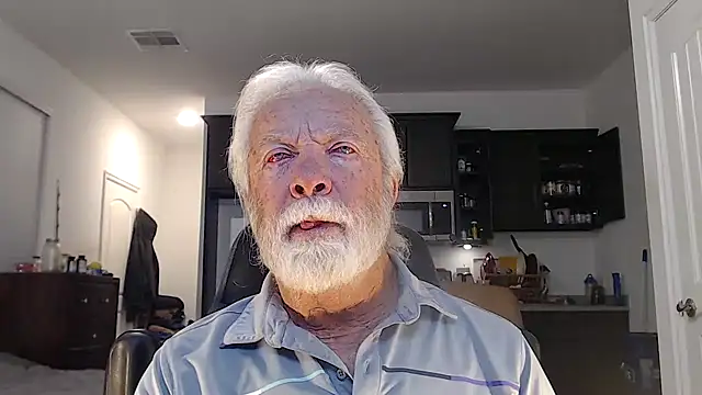 Snapshot of rockpoint69 chatting on 12-20-24, 07:01 rockpoint69 online show from 12-20-24, 07:01