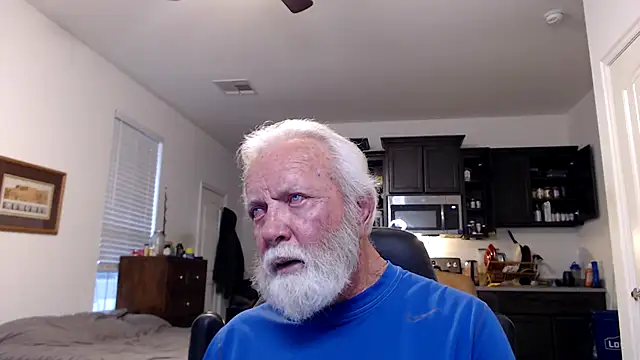 Snapshot of rockpoint69 chatting on 02-10-25, 11:13 rockpoint69 online show from 02-10-25, 11:13