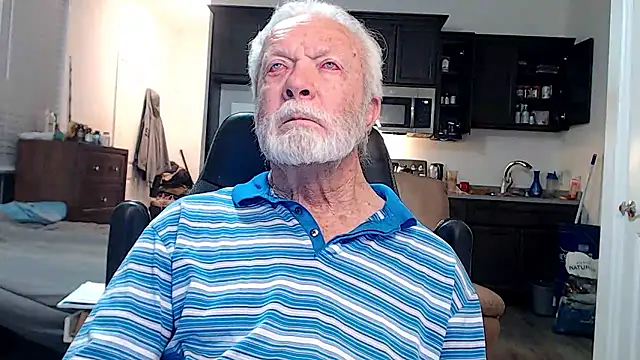 Snapshot of rockpoint69 chatting on 09-24-25, 09:01 rockpoint69 online show from 09-24-25, 09:01