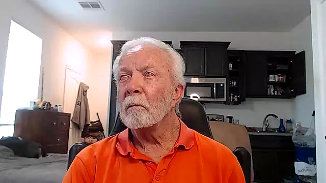 Snapshot of rockpoint69 chatting on 10-13-25, 08:42 rockpoint69 online show from 10-13-25, 08:42