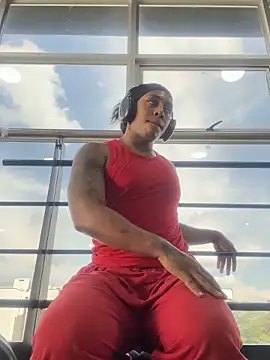 AmberRaus online show from 12-12-24, 07:04