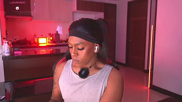 AmberRaus online show from 09-11-25, 05:18