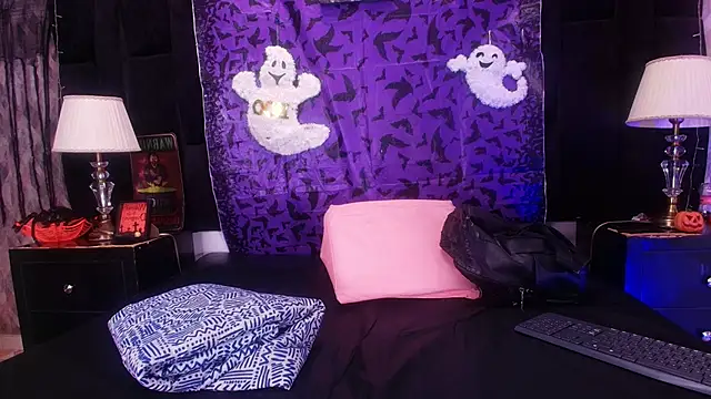 shelsyloreds online show from 10-12-25, 12:04