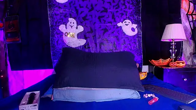 shelsyloreds online show from 10-15-25, 12:05