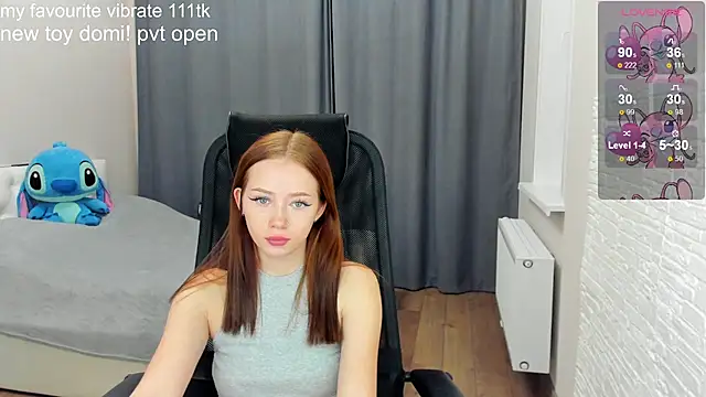 Snapshot of Hot_Mia_ chatting on 12-02-24, 01:57 Hot Mia  online show from 12-02-24, 01:57