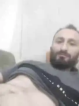 Snapshot of Yaramaz331 chatting on 03-21-25, 08:29 Yaramaz331 online show from 03-21-25, 08:29