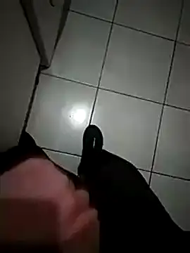 Snapshot of Yaramaz331 chatting on 03-22-25, 09:42 Yaramaz331 online show from 03-22-25, 09:42