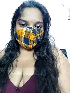 Snapshot of lovely-latha chatting on 01-06-25, 06:20 lovely-latha online show from 01-06-25, 06:20