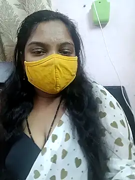 Snapshot of lovely-latha chatting on 03-15-25, 10:24 lovely-latha online show from 03-15-25, 10:24