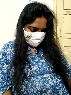 Snapshot of lovely-latha chatting on 02-20-26, 02:28 lovely-latha online show from 02-20-26, 02:28