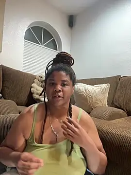 Snapshot of HEARTBREAKBRE chatting on 04-24-26, 03:20 HEARTBREAKBRE online show from 04-24-26, 03:20