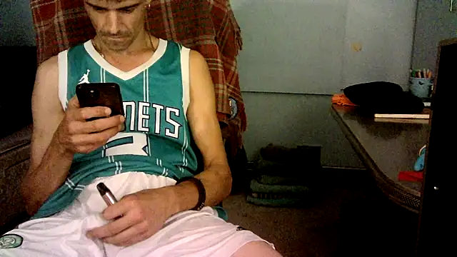 houseofbrats online show from 07-26-26, 02:31