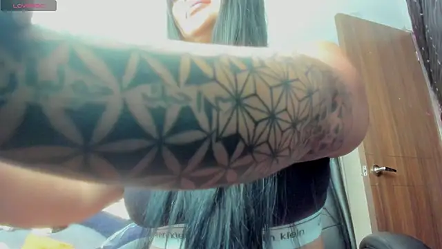 Pocahontas d online show from 10-24-25, 01:40