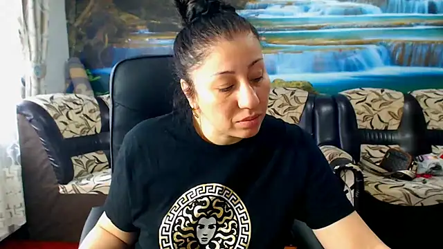 MoistMady online show from 03-03-25, 06:26