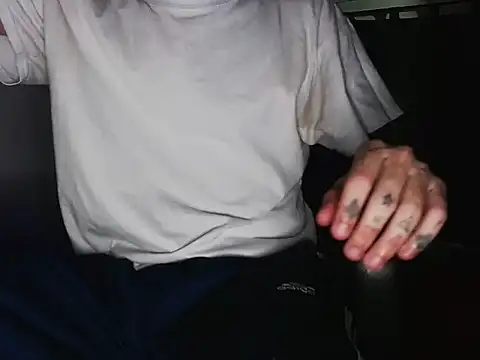 Snapshot of Christian_Stiven1 chatting on 12-10-24, 12:06 Christian Stiven1 online show from 12-10-24, 12:06